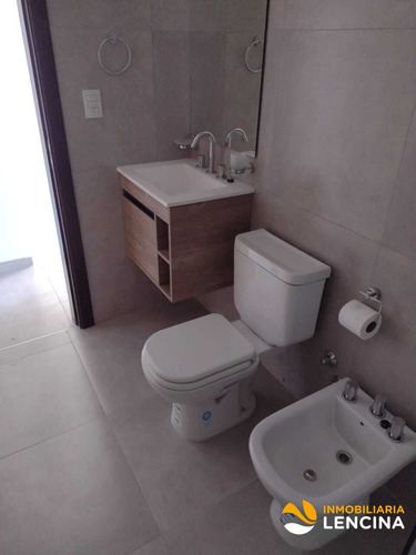 Imagen 10 de 18 de Departamento En Venta - 2 Dorm C/cochera - Centro