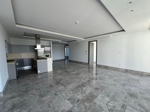 Apartamento Con Linea Blanca En Alquiler En Cap Cana, Punta Cana, 2 Habitaciones + Servicio, Acceso A La Playa