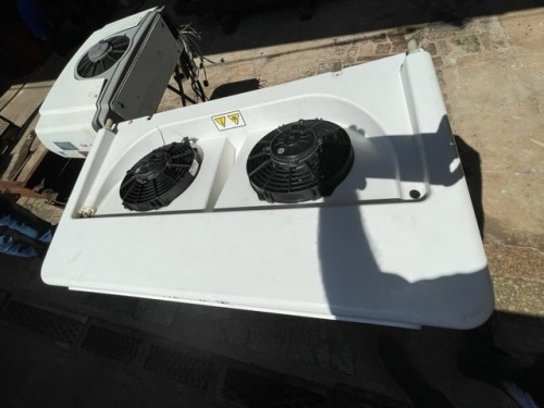 Imagem 5 de 17 de Aparelho Termo King V300 Max 12 Volts Ano 2013 Completo.