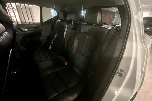 Volvo Xc40 Momentum T4 2021