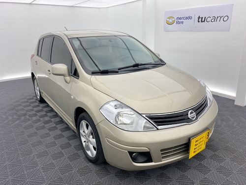 Imagen 2 de 20 de Nissan Tiida Hb Automatico 1.8