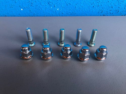 5 Pernos + 5 Tuercas Compatible Hyundai Elantra 2006-2021