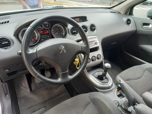 Peugeot 408 2.0 Allure Plus 143cv