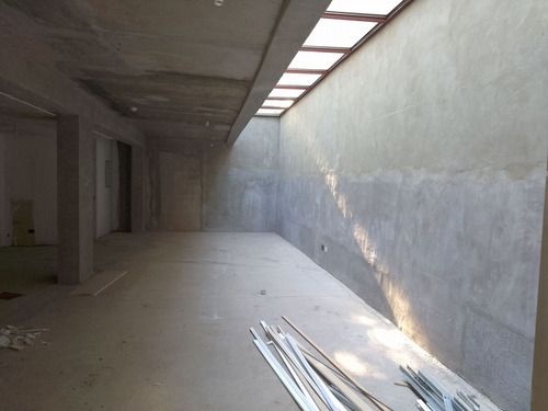 Nuevo Local En Duble Almeyda A Pasos De Metro Ñuñoa
