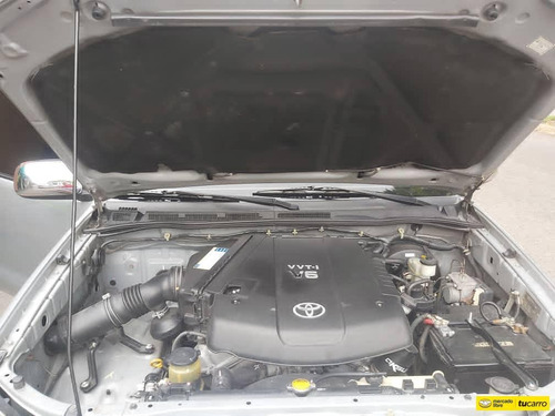 Toyota Fortuner .