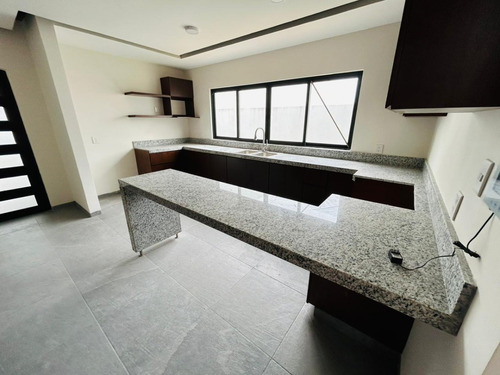 Casa En Venta En Veracruz, Fracc. Las Palmas En Medellín De Bravo, Ver.