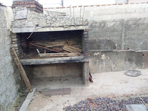 Imagen 3 de 8 de Apartamento Tipo Casa Isopanel De 2 Dormitorios A Estrenar