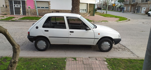 Peugeot 205 1.8 Gld Junior