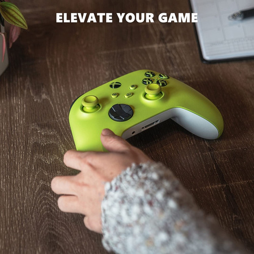 Control Xbox Series X|s Inalámbrico Electric Volt (Usado)