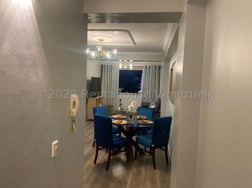 Imagen 3 de 21 de Apartamento En Venta, Las Quintas, Naguanagua. 23-7927. Rentahouse.