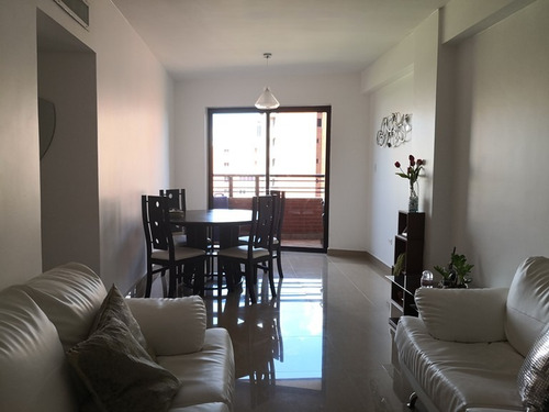 Imagen 6 de 14 de Si Has Soñado Con Mudarte A Vivir O Invertir En Uno De Los Edificios Mas Exclusivos De Puerto Ordaz, Esta Es Tu Oportunidad. Venta De Apartamento En Resd. Braga Park