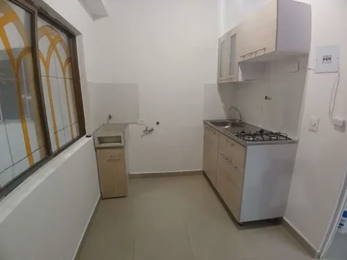 Apartaestudio En Arriendo Ubicado En Medellín Sector Laureles (27057).