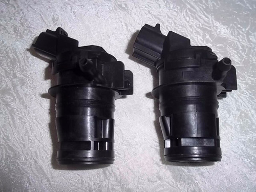 Imagen 4 de 6 de Dispensador De Agua Para Limpiaparabrisas Toyota Denso