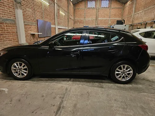 Mazda Mazda 3 2.0 I Touring Mt