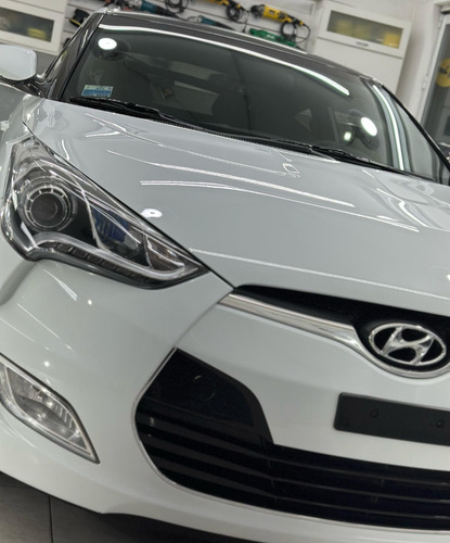 Hyundai Veloster 1.6 6at 130cv
