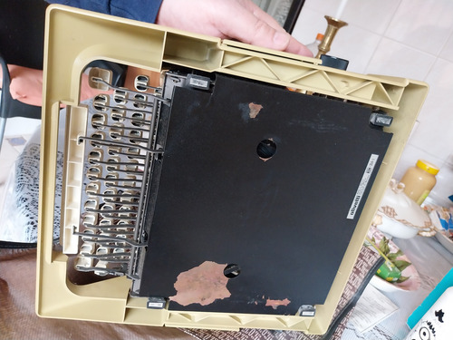 Máquina De Escribir Olivetti Lettera 25 En Su Estuche (Usado)