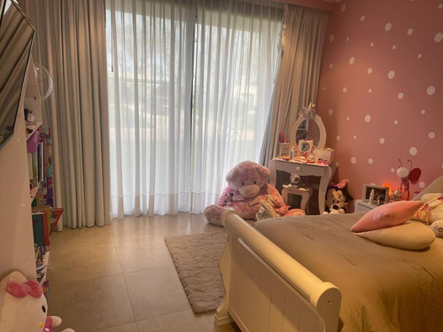 Imagen 7 de 14 de Venta Casa En La Tahona, 3 Dor, Serv. Completo, Cocheras