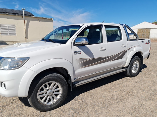 Toyota Hilux 3.0 Cd Srv 171cv 4x4 - A3 2016