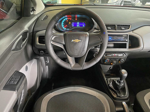 Imagem 8 de 13 de Chevrolet Onix 1.0 Ls Spe/4 Flex Manual