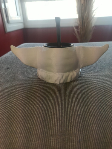 Imagen 3 de 3 de Mate Baby Yoda