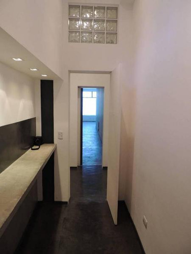 Ph En Venta En El Barrio De Villa Crespo (sin Expensas)