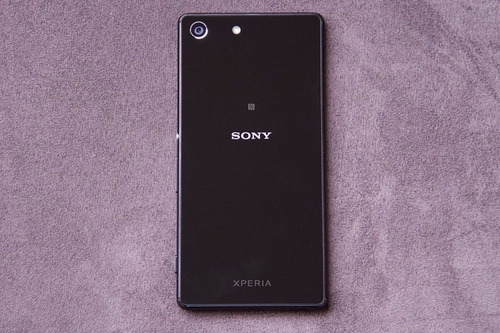 Celular Smartphone Sony Xperia M5 (e5653) 16gb Preto
