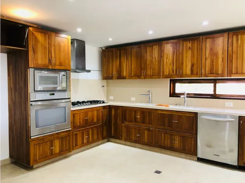 Casa En Arriendo En Fizebad El Retiro