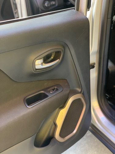 Imagem 9 de 15 de Jeep Renegade Sport 2018 Metrô São Lucas