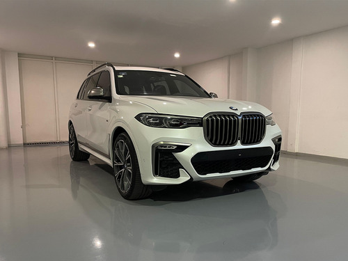 BMW X7 5p M50i V8/4.4/T Aut