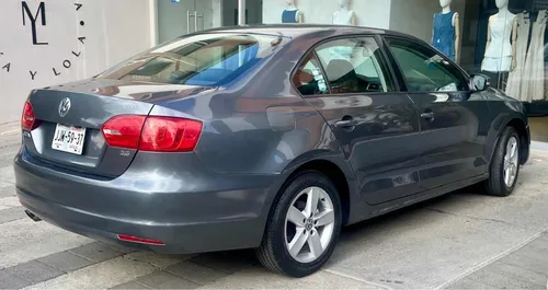 Volkswagen Jetta 2.5 Style Active Tiptronic At
