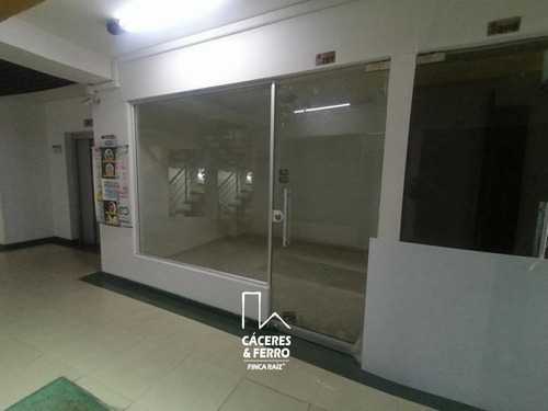 Imagen 5 de 11 de Local En Arriendo En Bogotá Ricaurte. Cod 23365