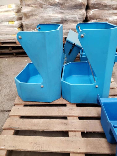 Imagen 2 de 3 de Comedero, Alimentador De Heno Para Vacas, Terneros, Caballos