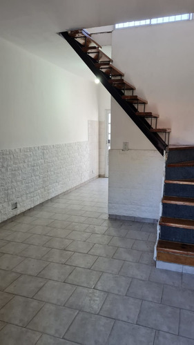 Imagen 3 de 8 de Duplex 2 Ambientes Al Frente En 2 Plantas. Nuevo Valor, Oportunidad