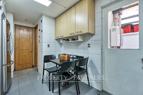 Casa En Condominio Con Excelente Ubicacion, A Paso...