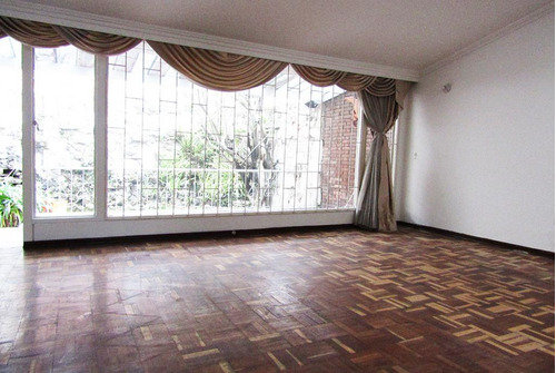 Casa En Venta En Bogotá. Cod V1484