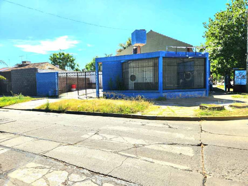 Local En Venta En Ituzaingo Sur