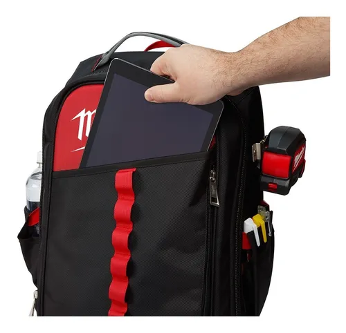 Mochila Milwaukee 48-22-820 Ideal Para Herramientas Y Laptop Color Rojo /  Negro