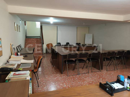 Oficina En Venta En Col. Mitras Centro En Monterrey