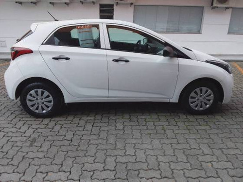 Imagem 10 de 10 de Hyundai Hb20 1.0 Unique 12v Flex 4p Manual