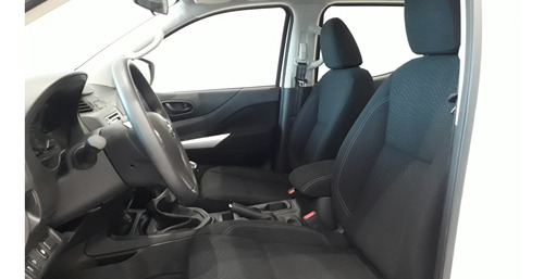 Nissan Frontier 2.3 S Cd 4x4 Mt