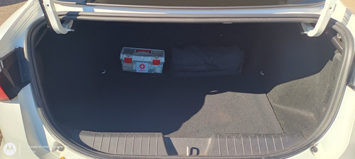 Fiat Cronos 1.8 16v Precision At6 Pack Premium