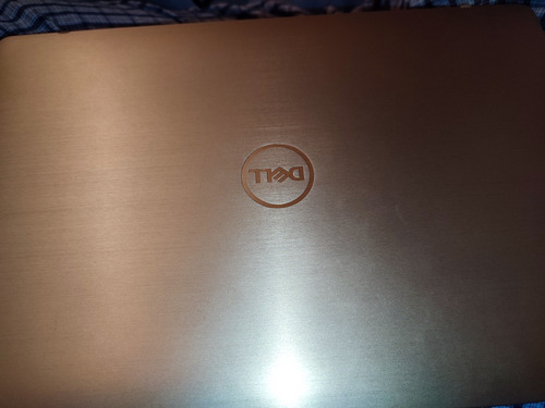 Laptop Dell Latitud 7400 (Usado)