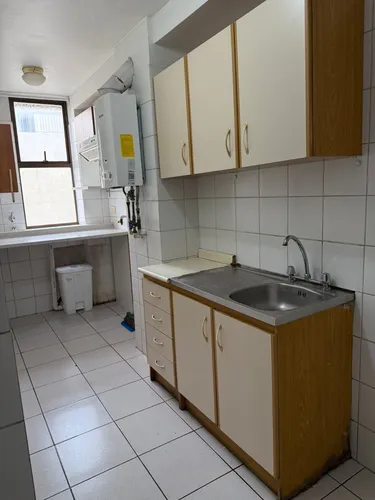 Departamento Cercano Al Metro Toesca.