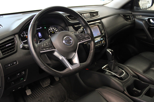 Imagen 12 de 15 de Nissan X-trail Hev 2da Filas 2018