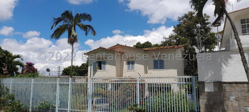 Ga 24-15346 Casa En Venta En Altamira, Distrito Metropolitano