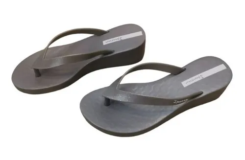 Chinelo ipanema sale salto anabela