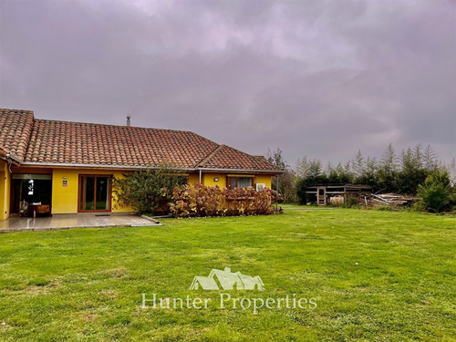 Parcela En Venta En Talca, Con Casa, Piscina, Solida, 300m2
