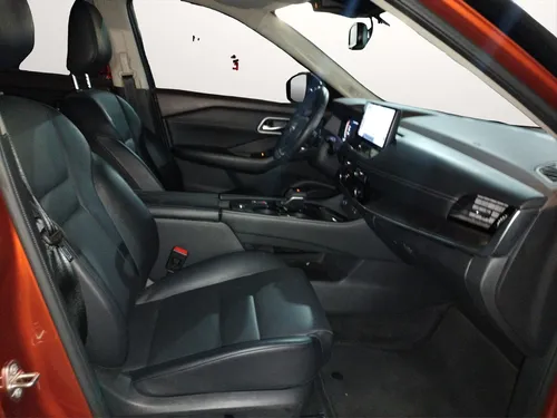 Nissan X-Trail 2.5 Platinum 2 Row Cvt