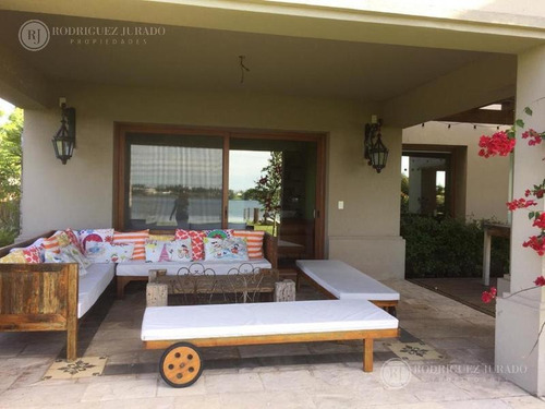 Imagen 4 de 21 de Espectacular Casa A Laguna En Santa Clara - Villanueva - Tigre - Alquiler 22 Dias De Febrero