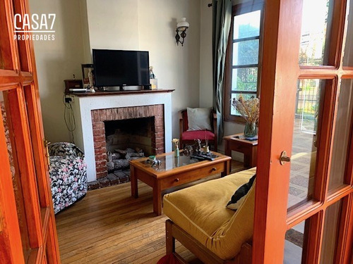 Casa En Venta De 3 Dorm. En Ñuñoa